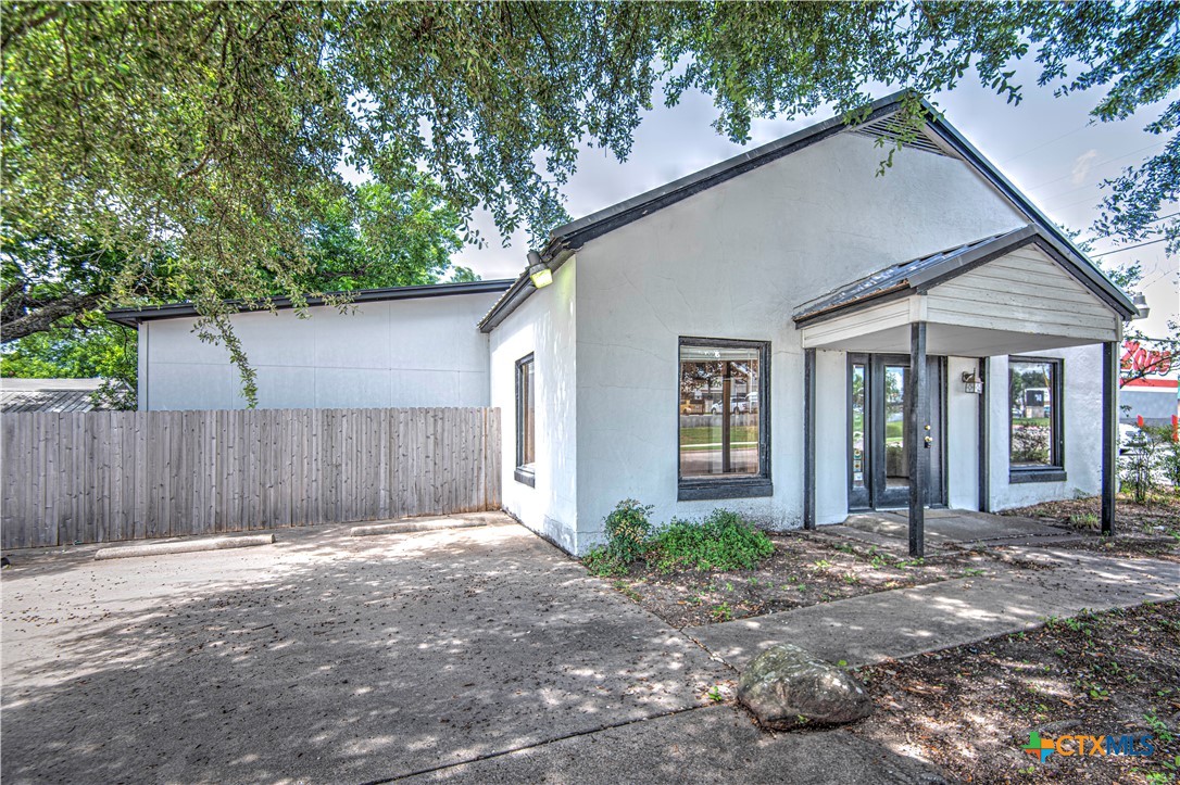 1509 Avenue J Property Photo 3