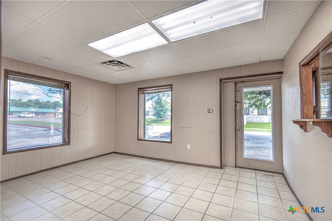 1509 Avenue J Property Photo 8