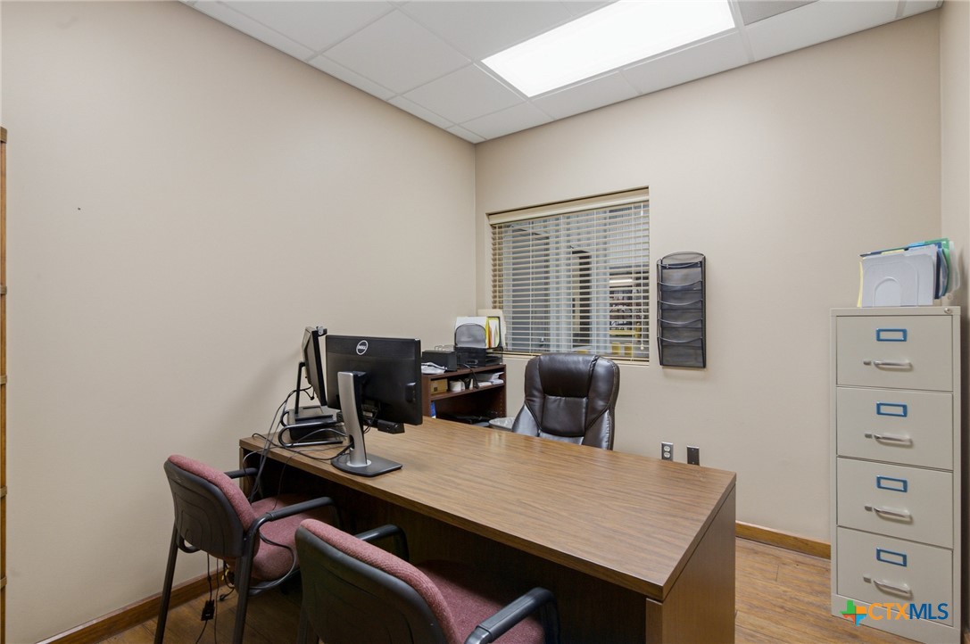 8316 Lone Tree Road Property Photo 11