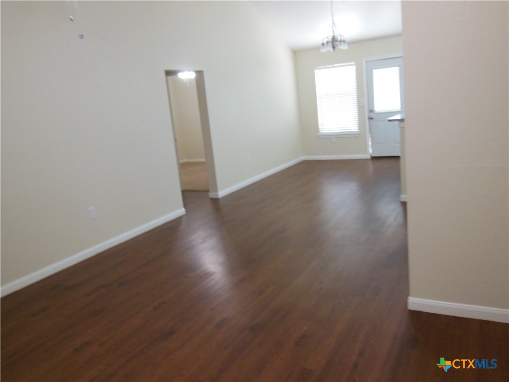 1619 Sunspur Drive Property Photo 3