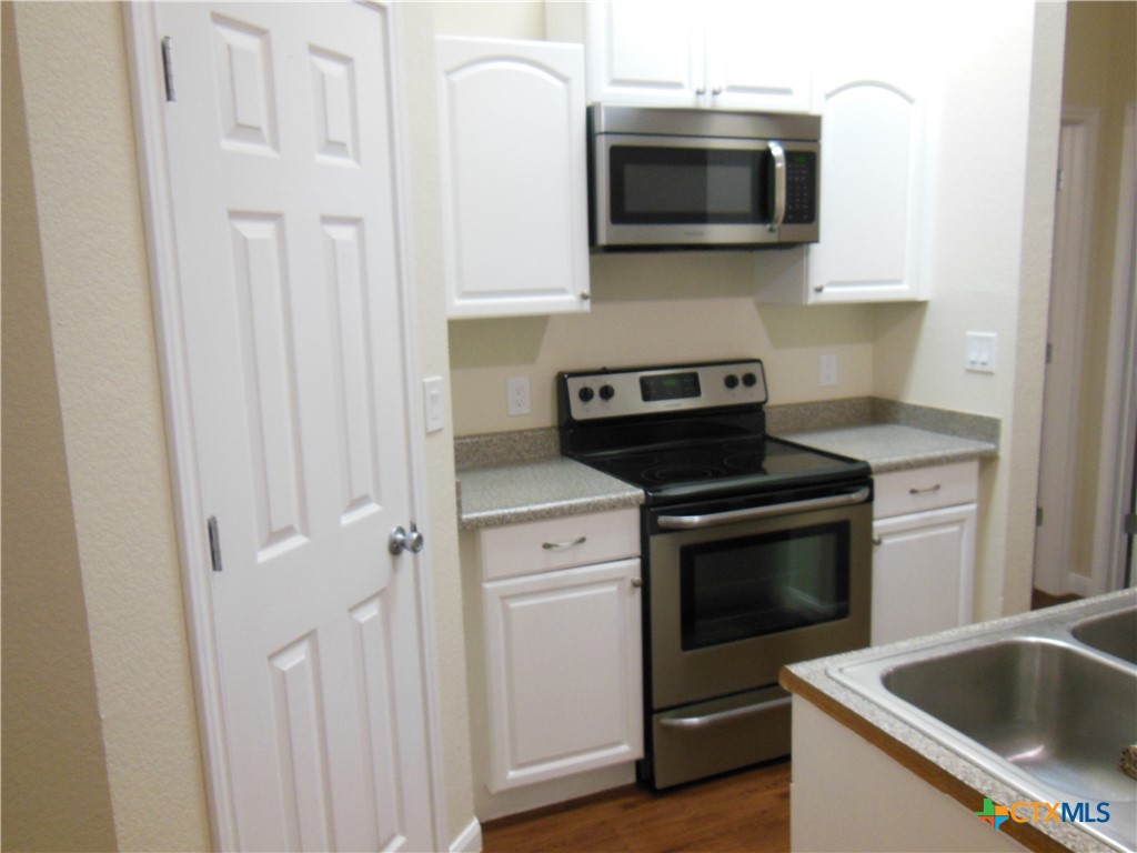 1619 Sunspur Drive Property Photo 6