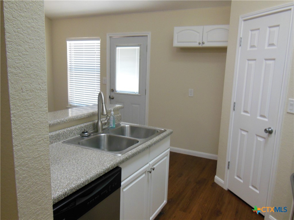 1619 Sunspur Drive Property Photo 7