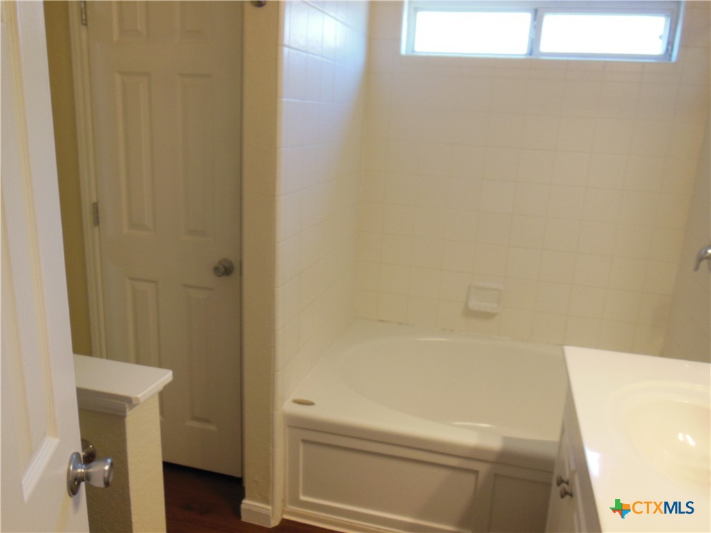 1619 Sunspur Drive Property Photo 12