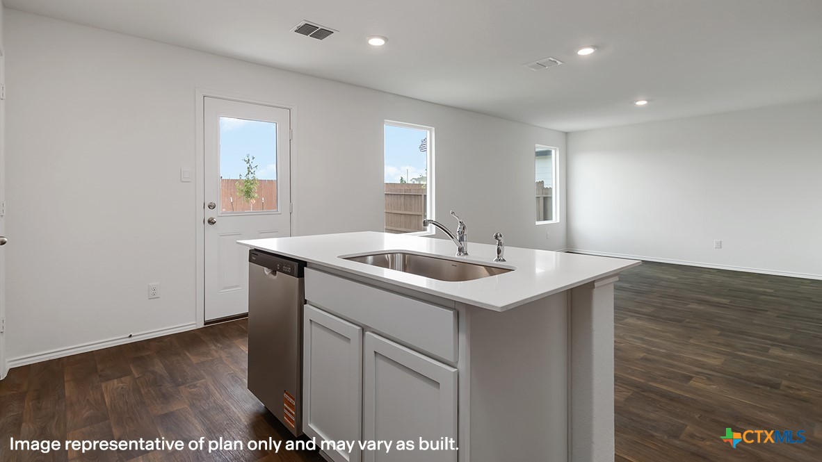 1746 Rapids Drive Property Photo 12