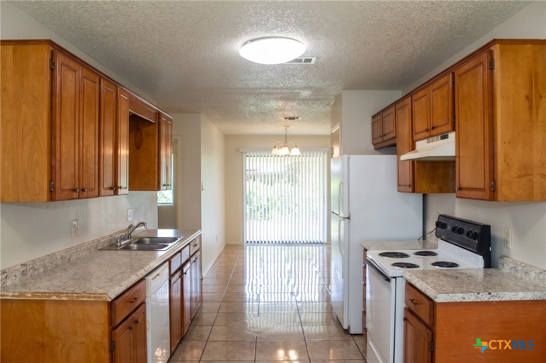5707 Dan Drive Property Photo 6