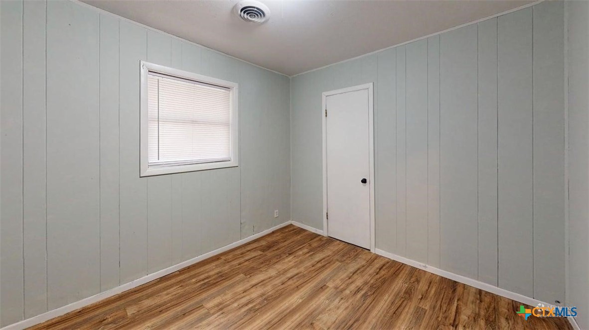 1613 Avalon Road Property Photo 2