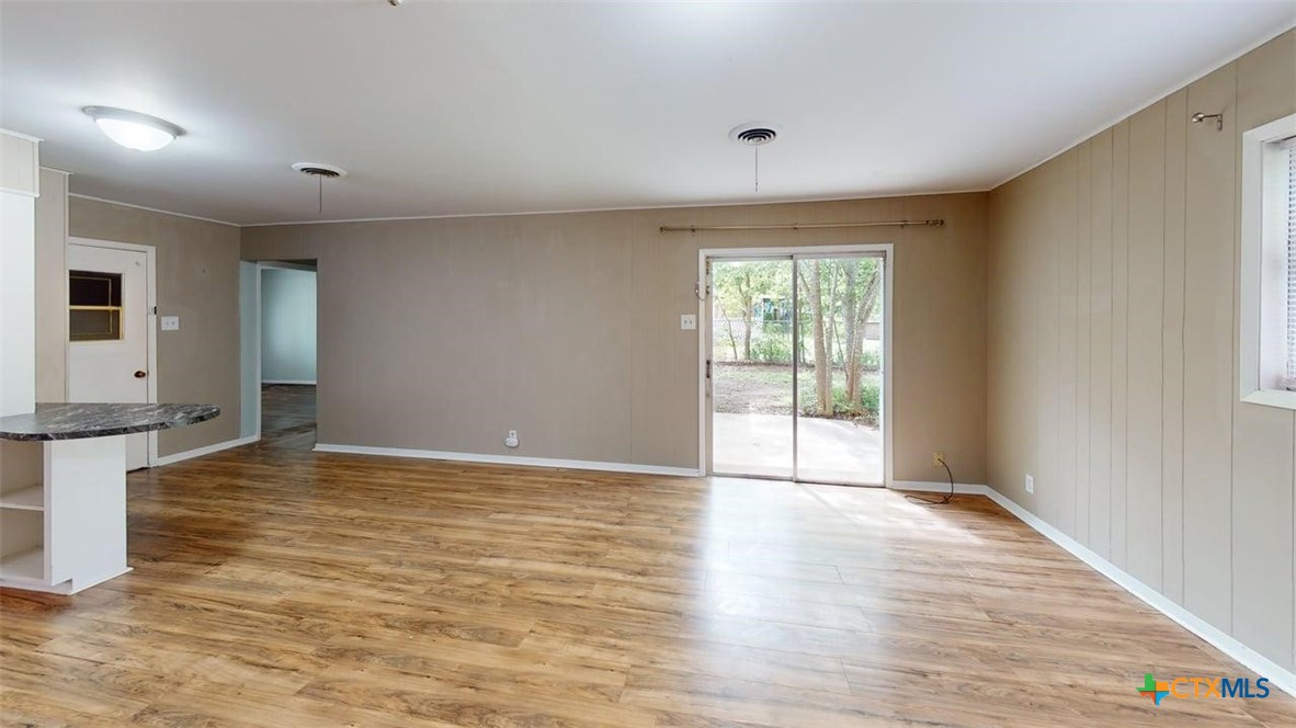 1613 Avalon Road Property Photo 7