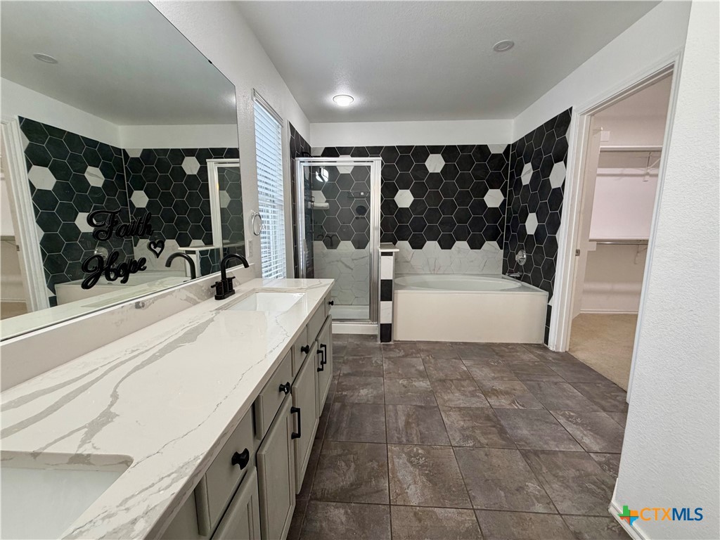 804 Tapestry Cove Property Photo 20