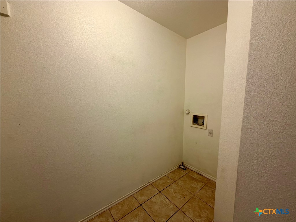 804 Tapestry Cove Property Photo 29