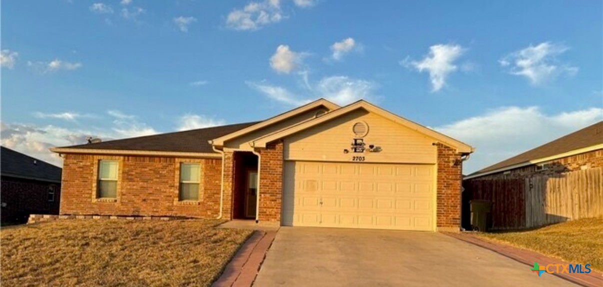 2703 Tara Drive Property Photo 1