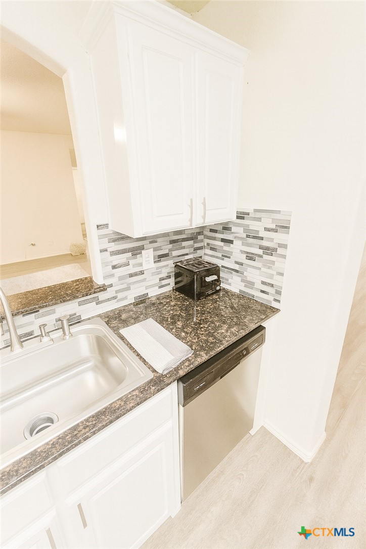 2703 Tara Drive Property Photo 7