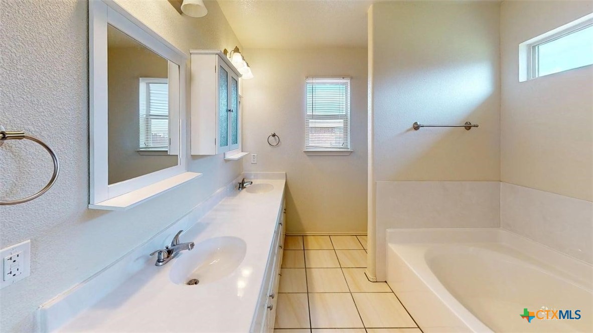 2703 Tara Drive Property Photo 15