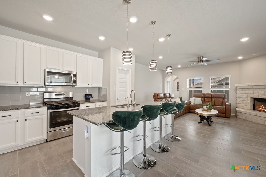 1044 Slight Street Property Photo 6