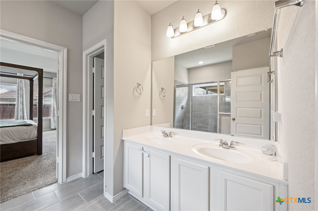 1044 Slight Street Property Photo 14