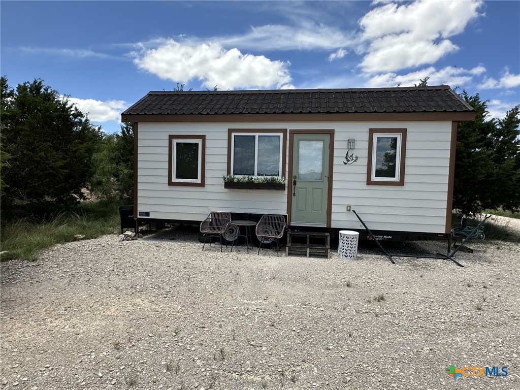 1231 Pitchfork Ranch Road Property Photo 3