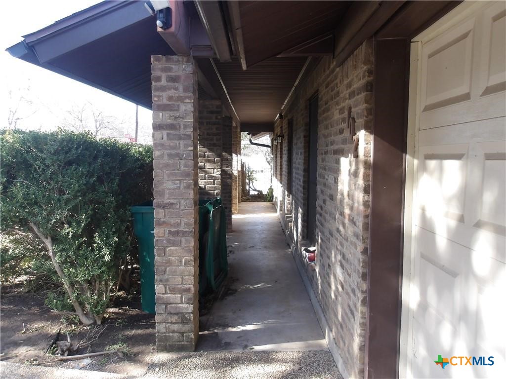 107 Suzanne Lane Property Photo 2