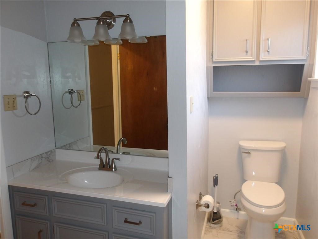 107 Suzanne Lane Property Photo 15