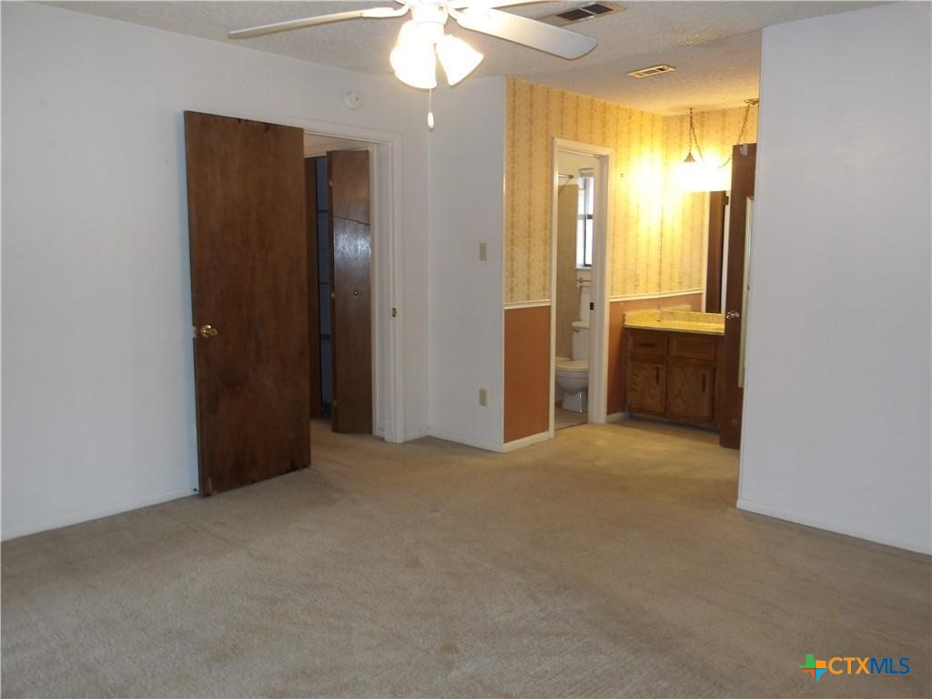 107 Suzanne Lane Property Photo 17