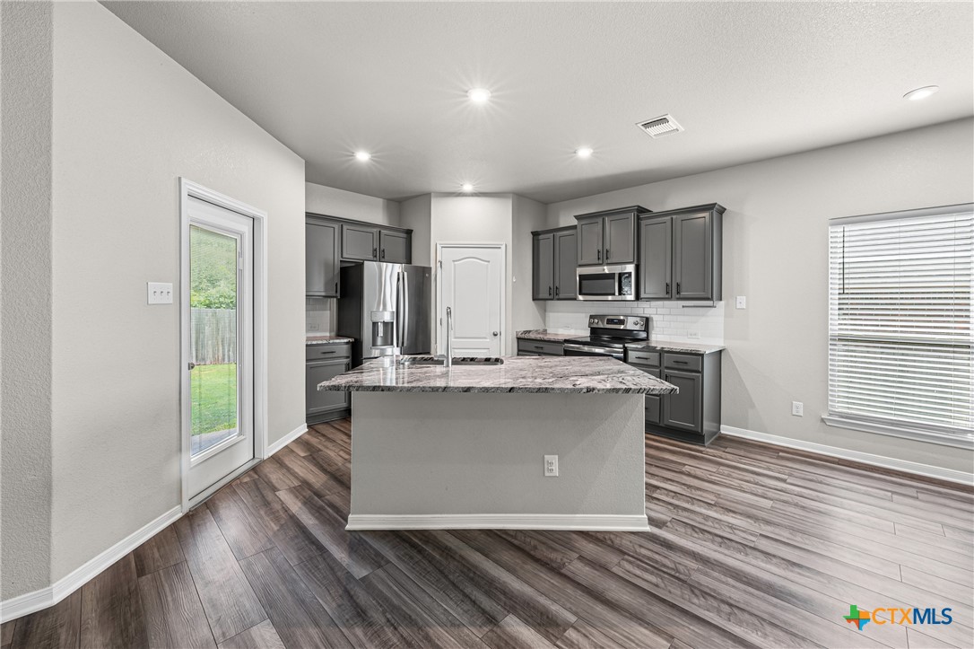 4159 Aransas Drive Property Photo 4