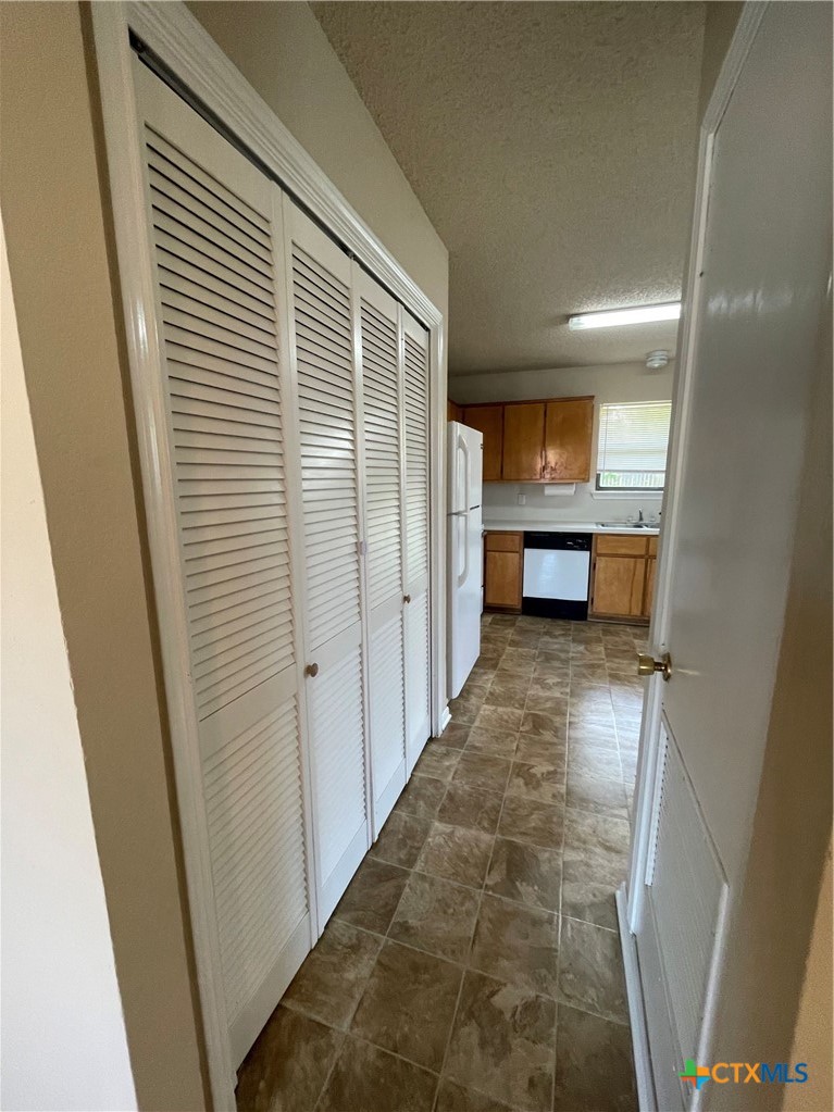 104 Horseshoe Drive A Property Photo 4