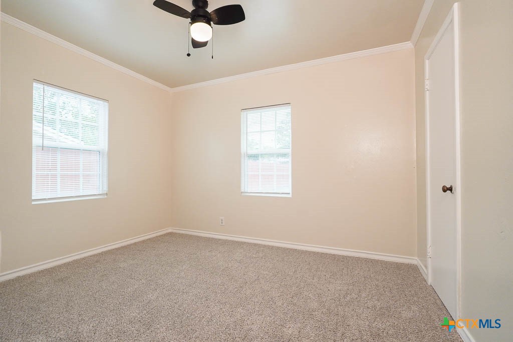 913 Hander Lane Property Photo 10