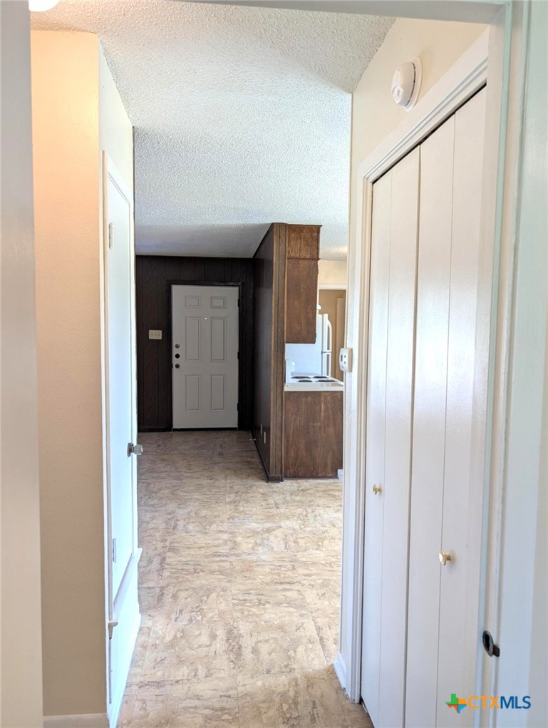 402 Skyline Avenue A Property Photo 11