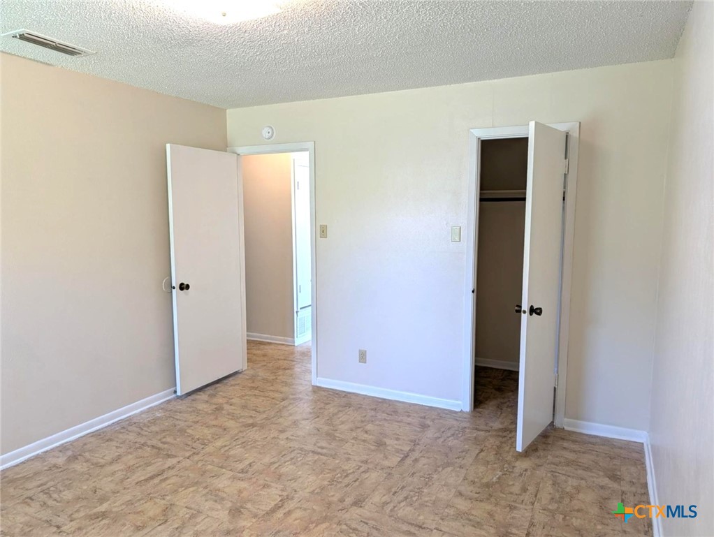 402 Skyline Avenue A Property Photo 13