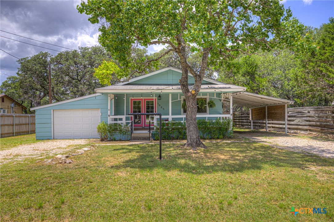 1685 Lakeview Drive Property Photo 4
