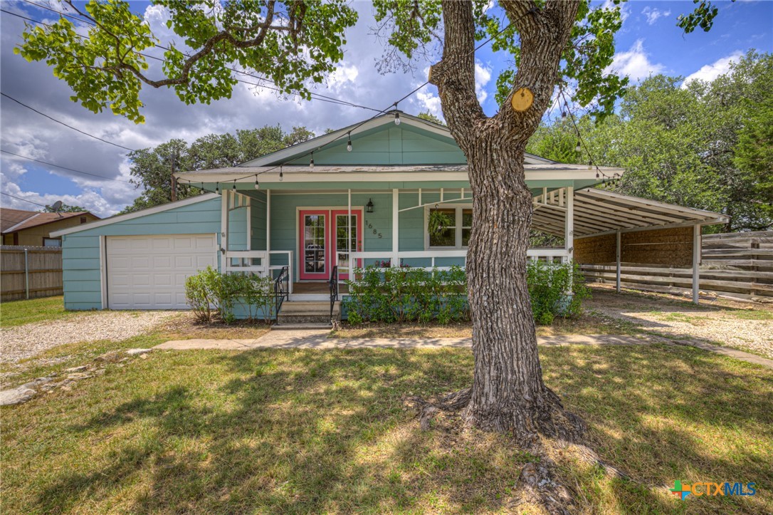 1685 Lakeview Drive Property Photo 5
