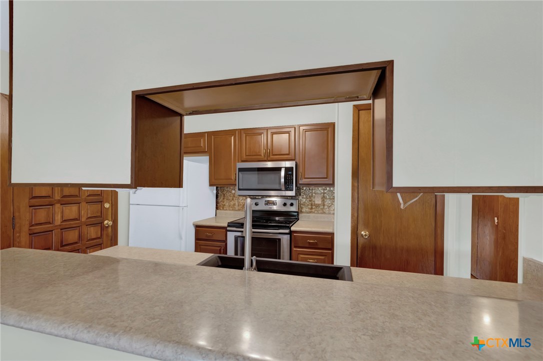 1685 Lakeview Drive Property Photo 19