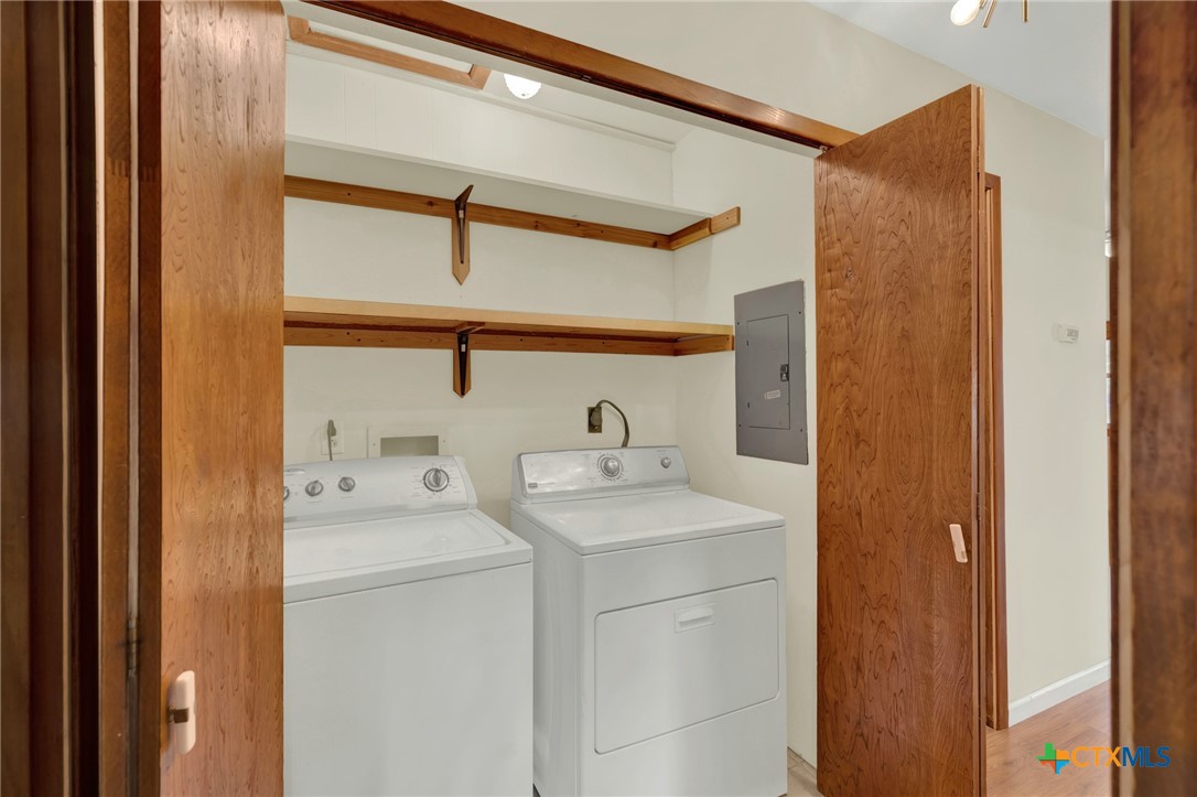 1685 Lakeview Drive Property Photo 28