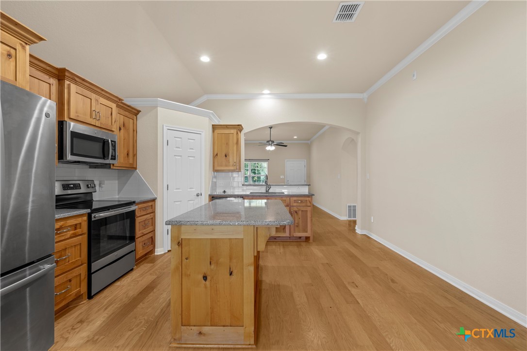 637 Hoffmeyer Lane Property Photo 8