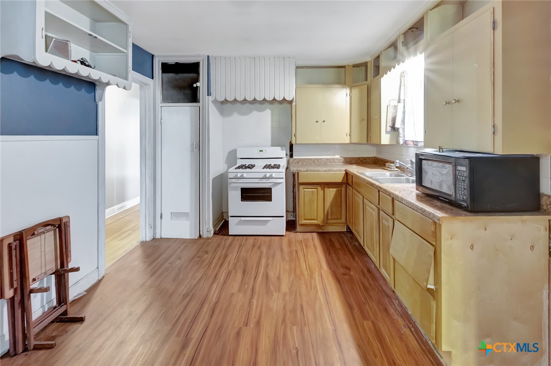 1005 Macarthur Street Property Photo 13