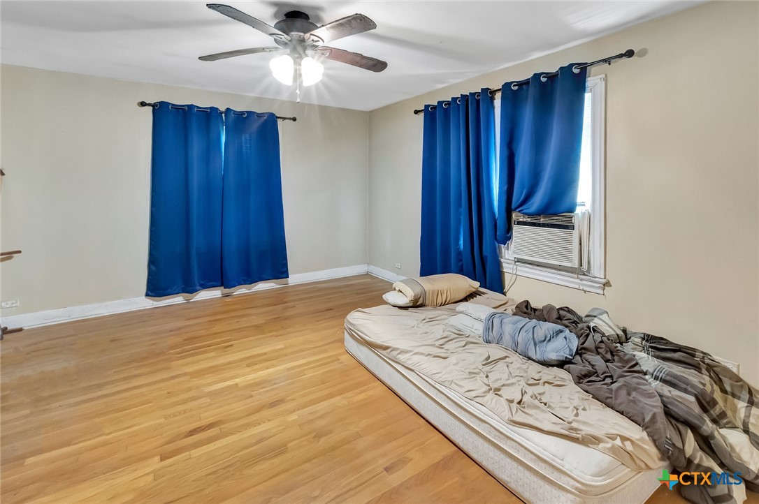 1005 Macarthur Street Property Photo 16