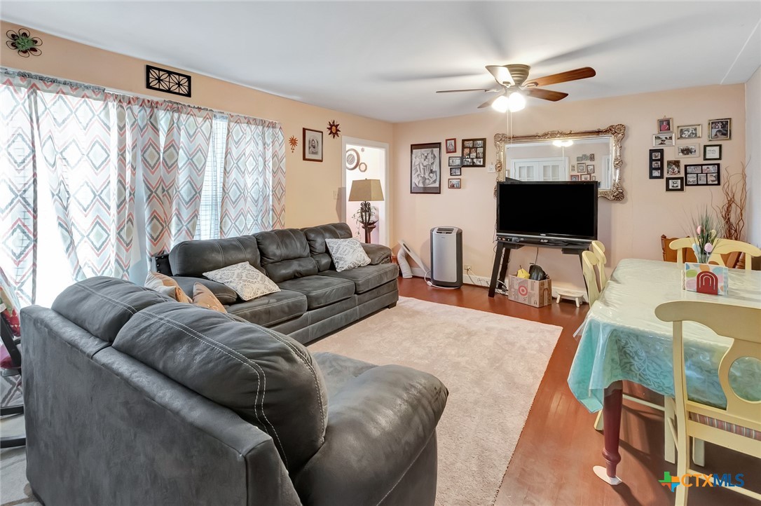 1005 Macarthur Street Property Photo 22