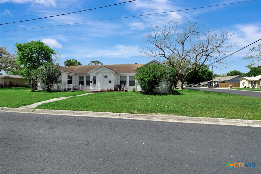 1005 Macarthur Street Property Photo 31