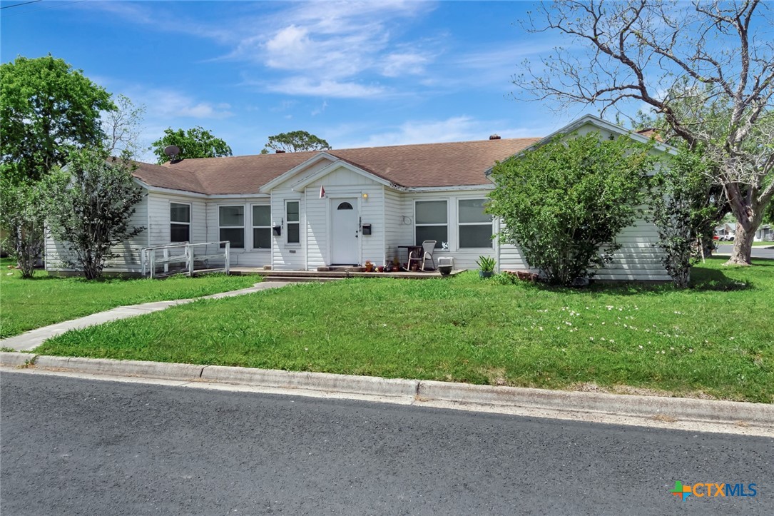 1005 Macarthur Street Property Photo 32
