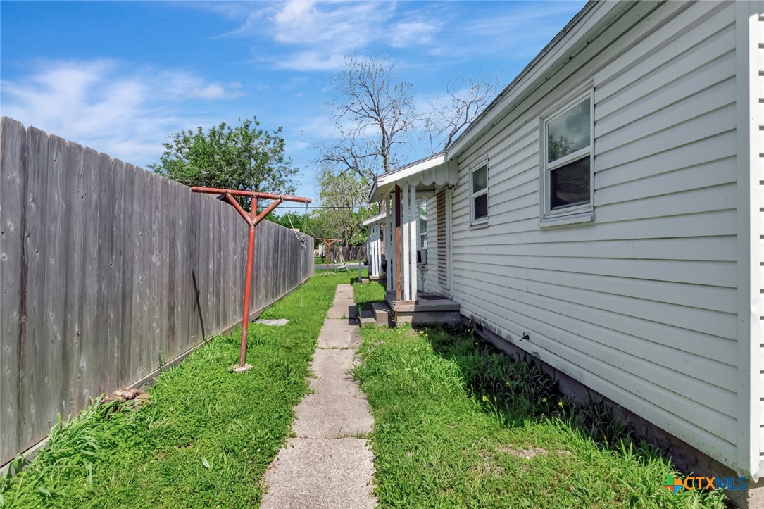 1005 Macarthur Street Property Photo 35