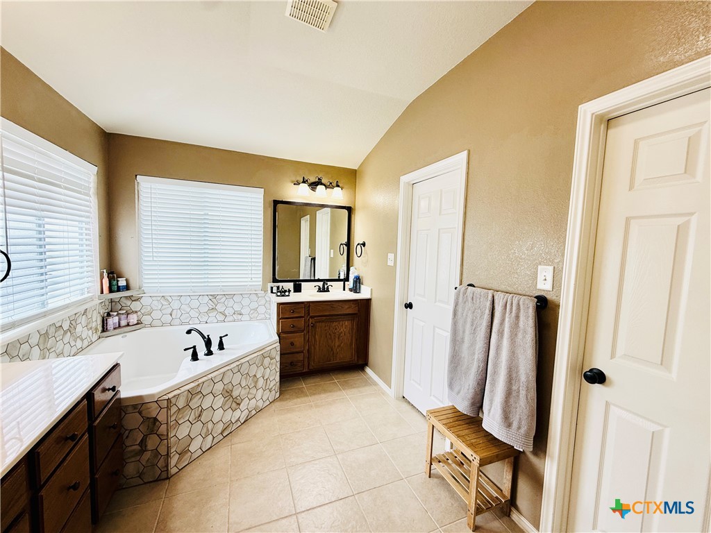 214 Memory Lane Property Photo 27