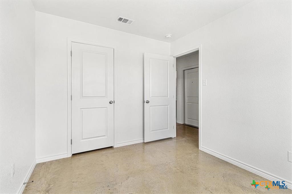 1226 Lehmann Drive A Property Photo 6