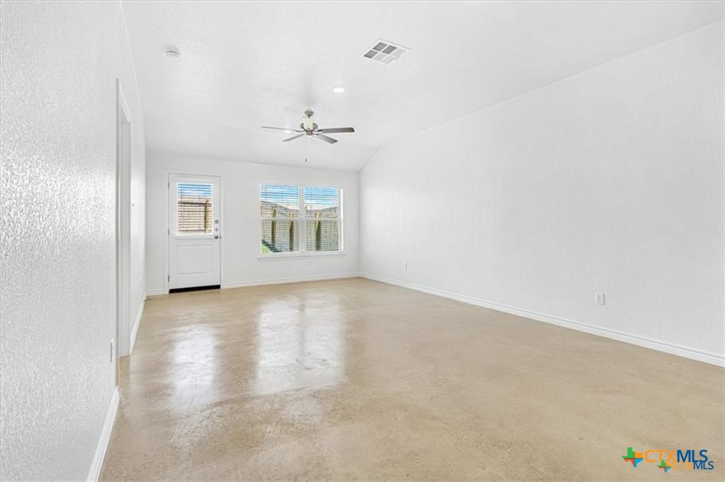 1226 Lehmann Drive A Property Photo 9
