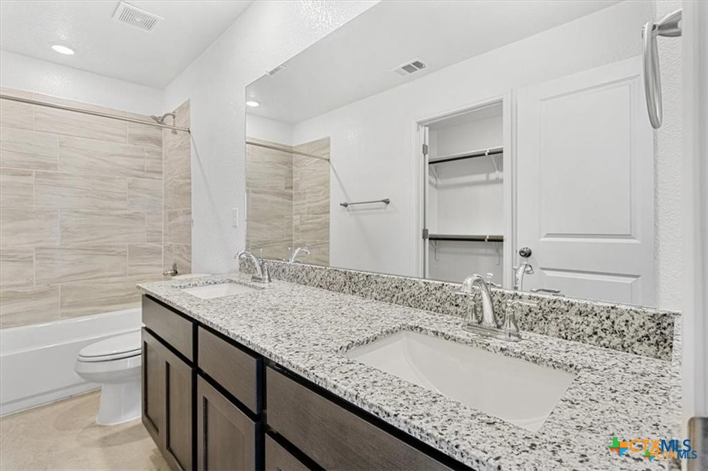 1226 Lehmann Drive A Property Photo 11