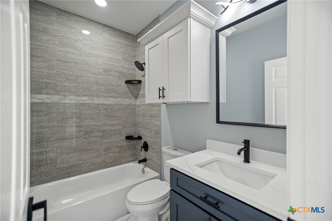 502 Trent Street Property Photo 17