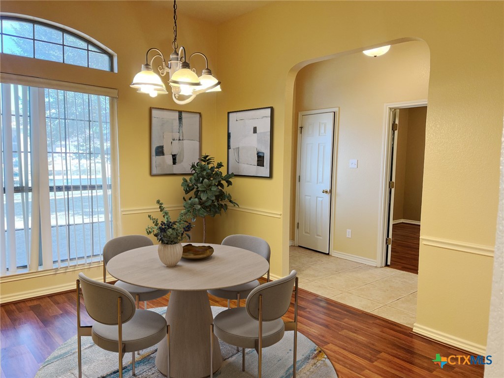 3203 Sherwood Forest Drive Property Photo 8