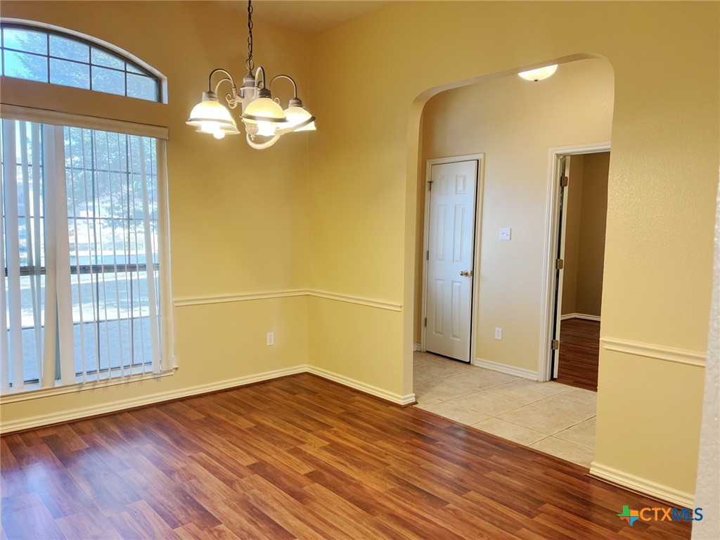 3203 Sherwood Forest Drive Property Photo 9