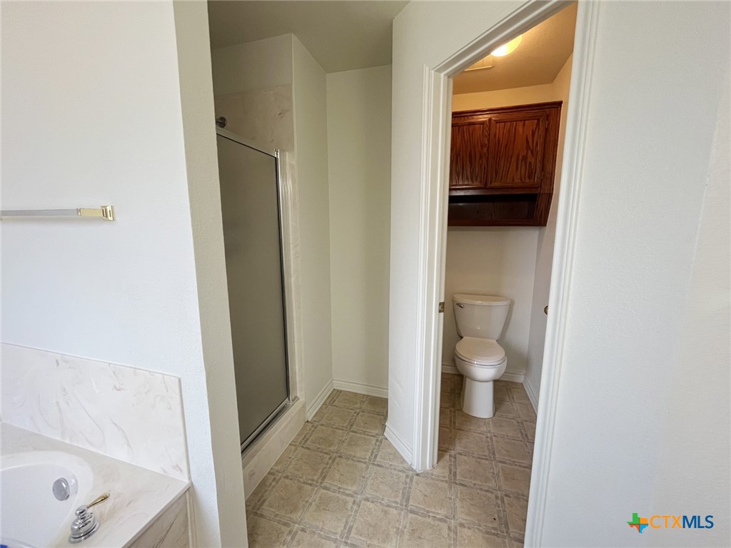 3203 Sherwood Forest Drive Property Photo 37