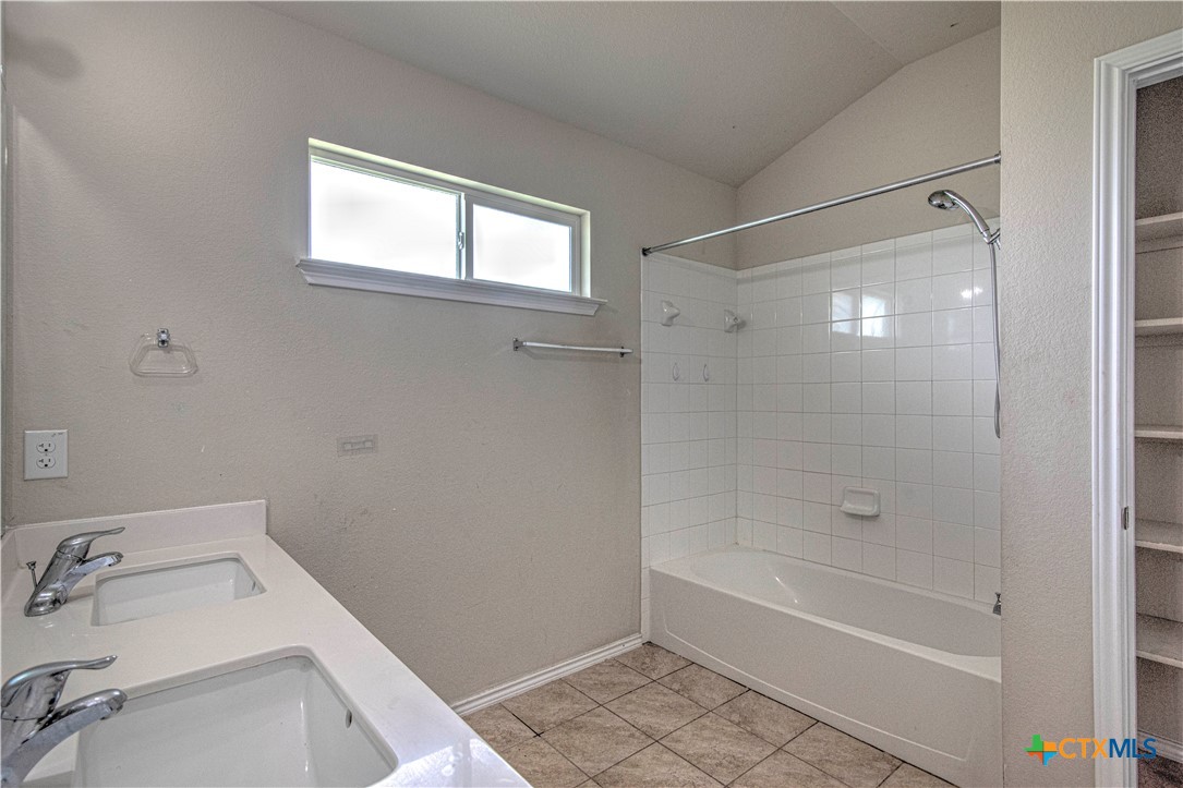 3305 Malmaison Road Property Photo 23