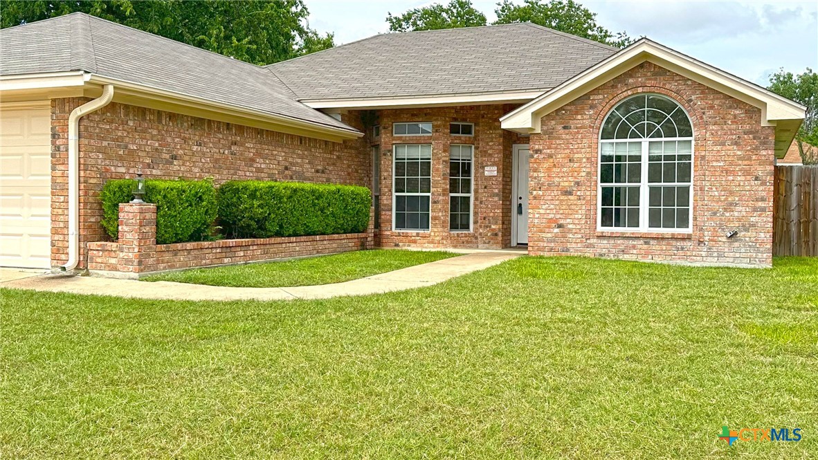 3803 Sawtooth Drive Property Photo 1