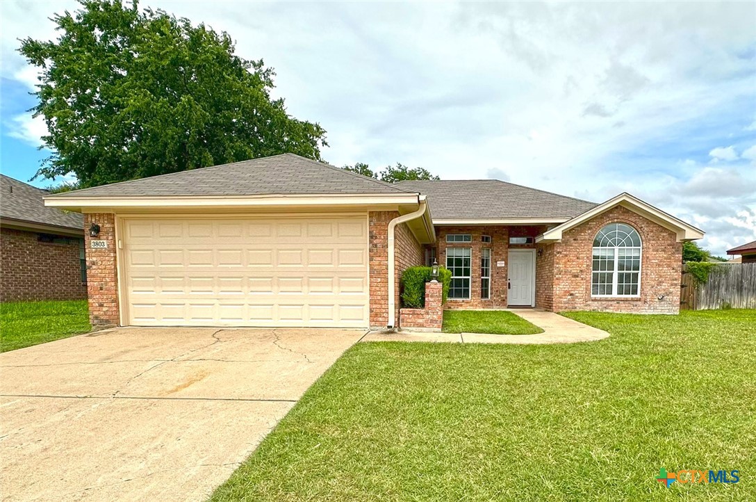 3803 Sawtooth Drive Property Photo 3