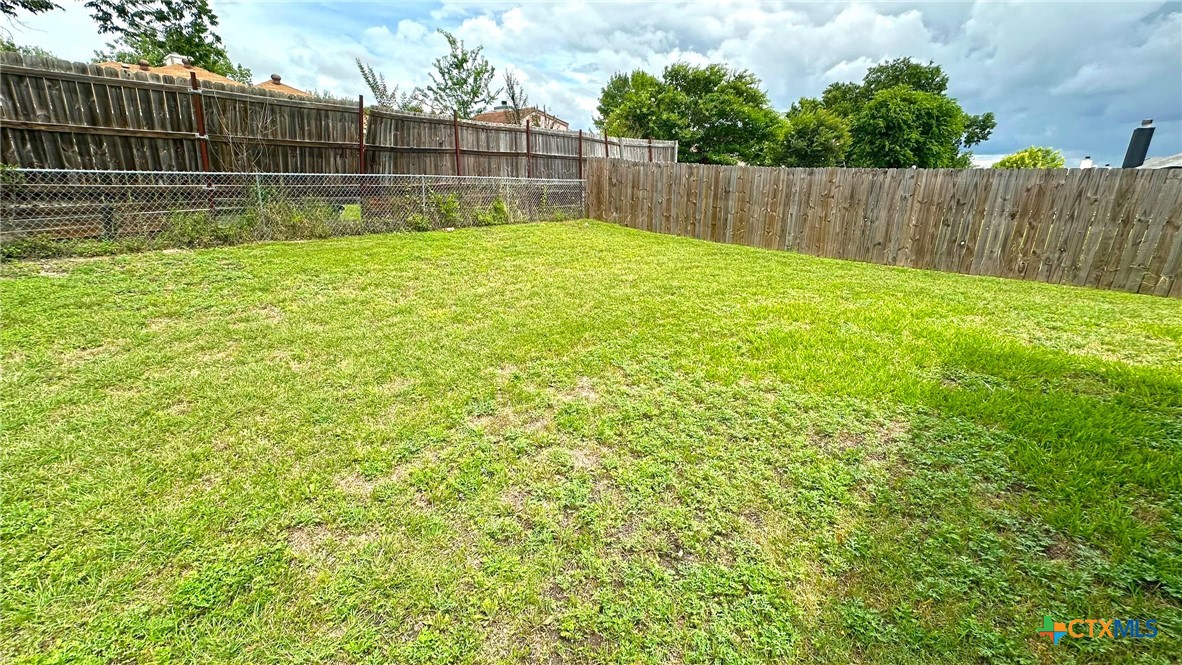 3803 Sawtooth Drive Property Photo 25